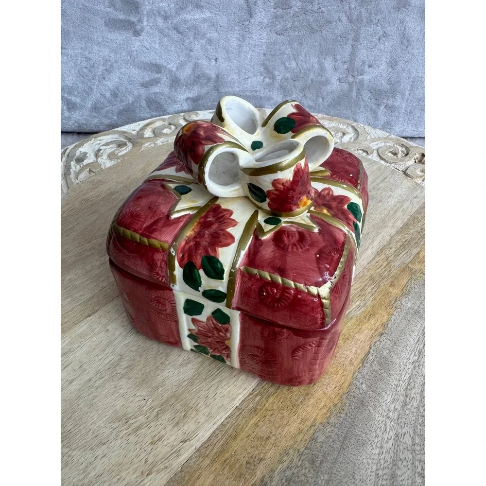 N/A ceramic christmas